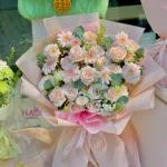 24082617 - bó hoa tone hồng pastel