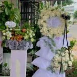 0109202633 - combo giỏ trái cây và kệ hoa chia buồn