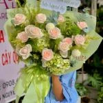 24082618 - Bó hoa tone hồng pastel