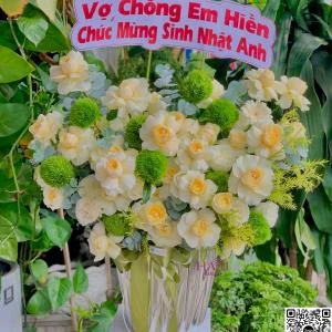 24082606 - giỏ hoa tone vàng victor pastel mix wisky
