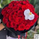 24082619 - bó hoa đỏ ecuado mix lan hồ điệp