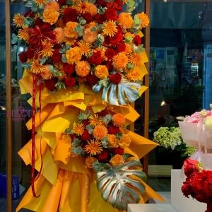 0109202603 - kệ hoa khai trương - chúc mừng