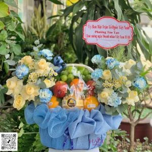 1410202632 - giỏ hoa mix trái cây tone xanh dương