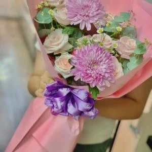 Bó hoa tặng người thân nhỏ xinh