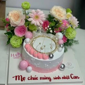 18090 - Bánh kem mix hoa tươi pastel