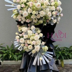 07102505 - Kệ hoa chia buồn hiện đại