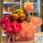 14112520 - Giỏ trái cây tone hồng sang trọng