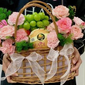 14112523 - Giỏ trái cây mix hoa tươi