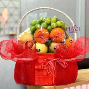 14112525 - giỏ trái cây tone đỏ