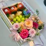 14112528 - khay trái cây mix hoa