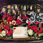 14112508 - cốp xe hoa sang trọng kỉ niệm ngày cưới - sinh nhật - cầu hôn