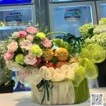 2511202525 - Giỏ trái cây 2 mặt mix hoa tươi sang trọng