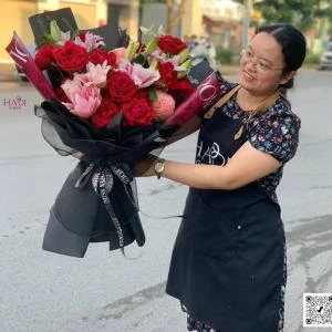 0112202501 - Bó hoa hồng ohara mix lyly kép sang trọng