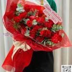 01122514 - Bó hoa tone đỏ sinh nhật