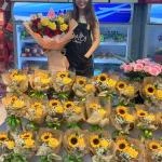 01122513 - Bó hoa hướng dương tốt nghiệp - đại hội