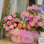 02122508 - Giỏ trái cây vip tặng khách nữ tone hồng pastel