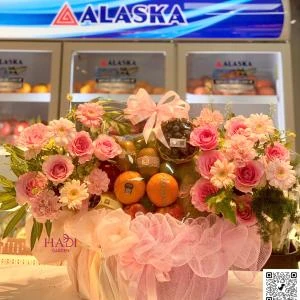 02122508 - Giỏ trái cây vip tặng khách nữ tone hồng pastel