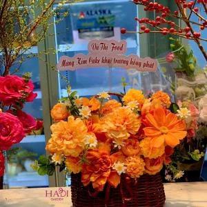 27122503 - Giỏ hoa lụa sang trọng