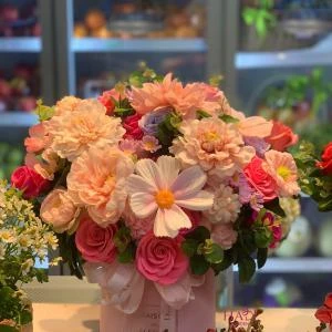 01012602 - giỏ hoa lụa tone hồng