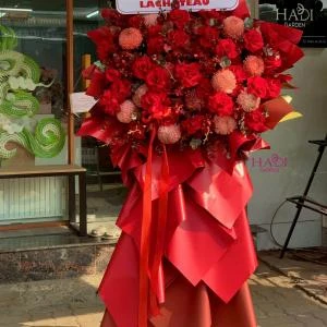 14112517 - kệ hoa tone đỏ mix full lan moka và mẫu đơn