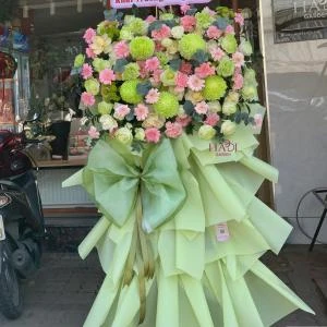 412604 - kệ hoa tone xanh mint khai trương