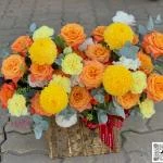 01012624 - Giỏ hoa tone vàng rực rỡ