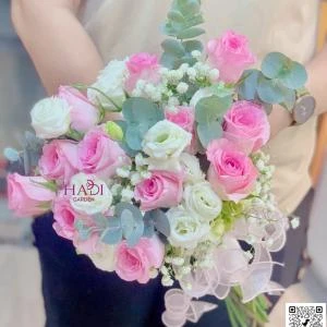 01012623 - Bó hoa cưới tone hồng