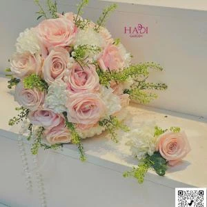 12022606 - Bó hoa cưới tone hồng