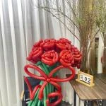 12022602- Bó hoa bóng hoa hồng đỏ