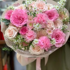 24022615 - bó hoa tone hồng pastel