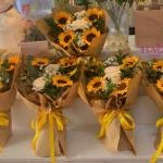 24022608 - bó hoa hướng dương tốt nghiệp - đại hội