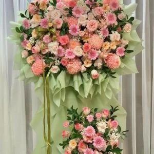 24022631 - kệ hoa khai trương 2 tầng