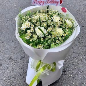 24022659 - bó hoa 250k