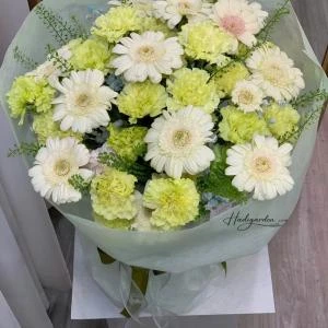 43202602 - bó hoa tone xanh bơ