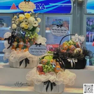 43202613 - giỏ trái cây kính viếng