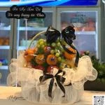 43202612 - giỏ trái cây kính viếng