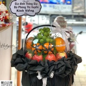 43202609 - giỏ trái cây kính viếng