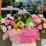 43202620 - giỏ trái cây tone hồng pastel