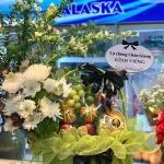 07042525 - giỏ trái cây kính viếng mix hoa