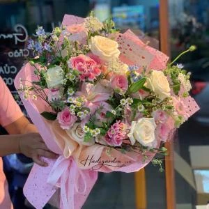 26042619 - Bó hồng mix ly kép và lam tinh