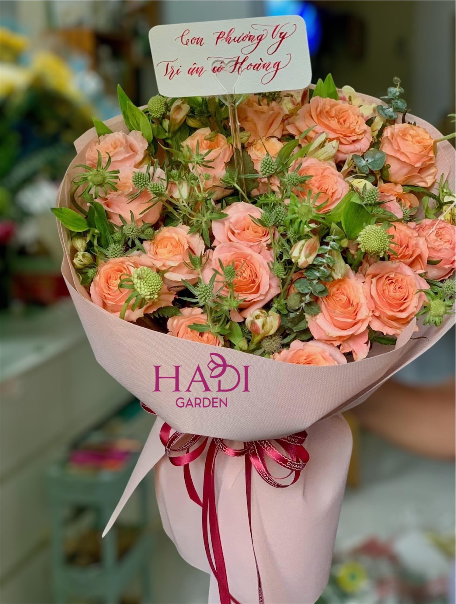 Nghệ Thuật Tặng Hoa: Bí Kíp Chọn Hoa Tinh Tế Gửi Trọn Yêu Thương